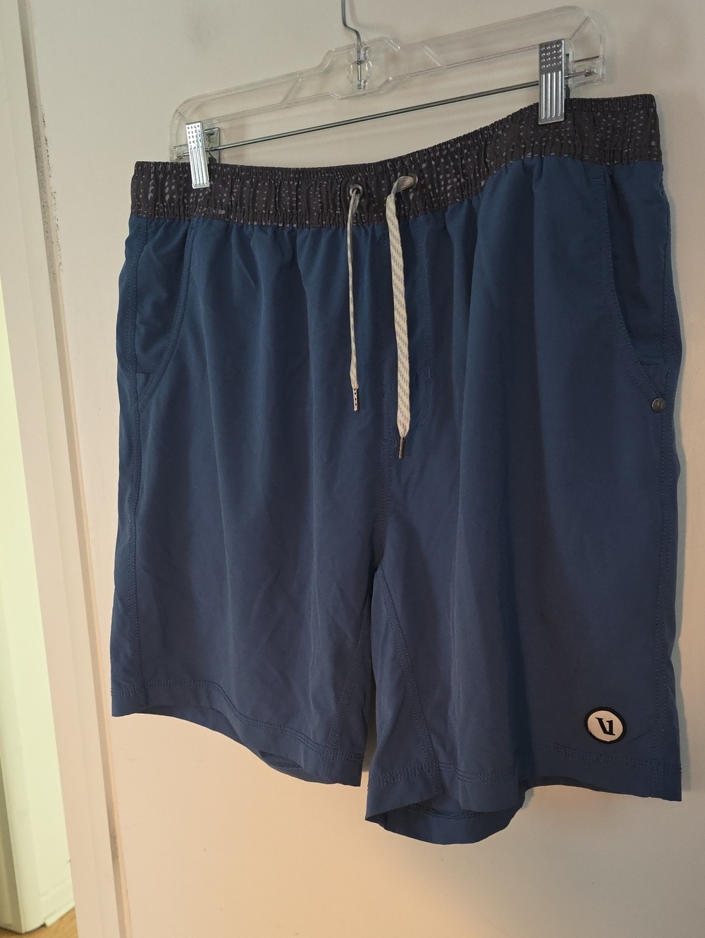 Vuori Blue Drawstring XL Board Shorts Teal + Gray Perf Condition